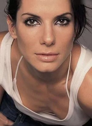 Sandra Bullock / sandra.bullock.official nude photo #0072