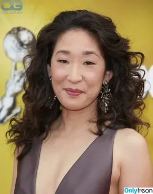 Sandra Oh / iamsandraohinsta nude photo #0014