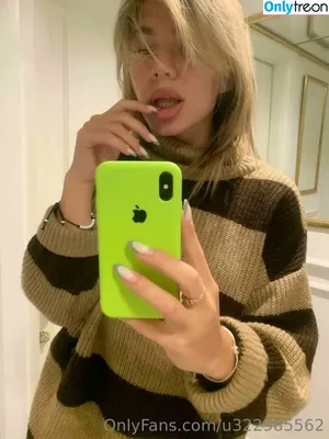  nude photo #0009