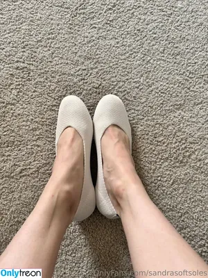 sandrasoftsoles / sandras.sole nude photo #0070