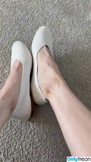 sandrasoftsoles / sandras.sole nude photo #0078