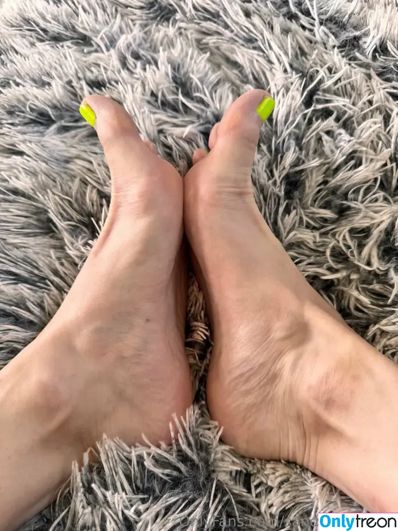 sandrasoftsoles голая photo #0081 (sandras.sole)