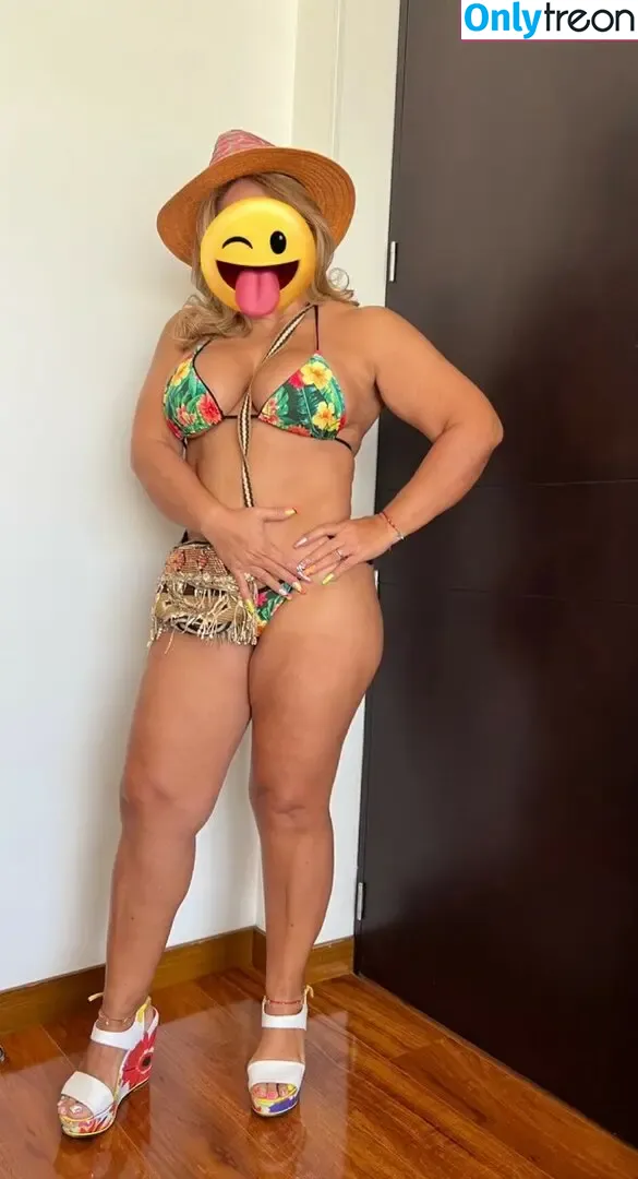 Sandyd2020 nude photo #0002 (sandy_kiani2020)