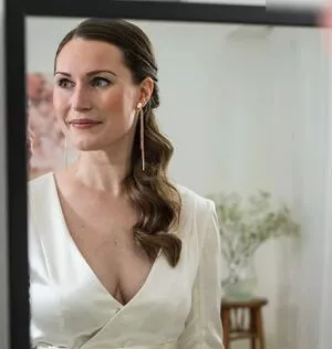 Sanna Marin / Finnish Prime Minister: / sannamarin фото голая #0209