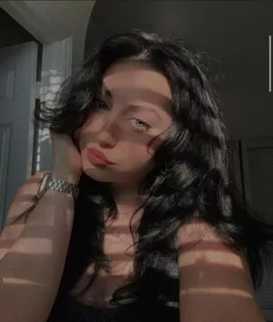 Santa Clarita Sluts / izzy.bush nude photo #0015