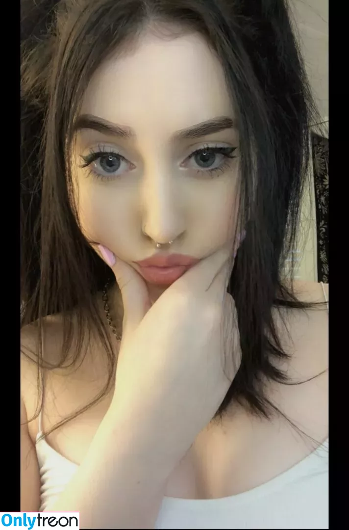 Santa Clarita Sluts nude photo #0049 (izzy.bush)