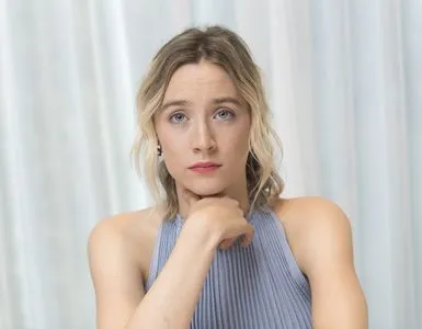 Saoirse Ronan / ronan.saoirse nude photo #0006