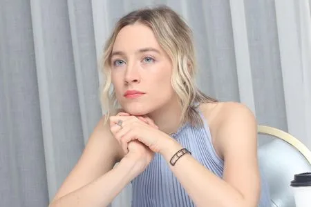 Saoirse Ronan / ronan.saoirse nude photo #0010