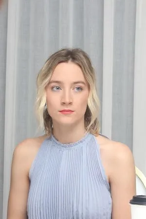 Saoirse Ronan / ronan.saoirse nude photo #0013