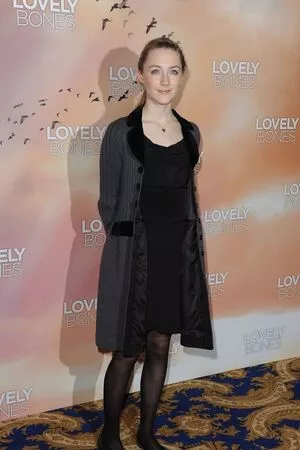 Saoirse Ronan / ronan.saoirse nude photo #0226
