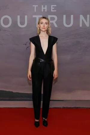 Saoirse Ronan / ronan.saoirse nude photo #0278