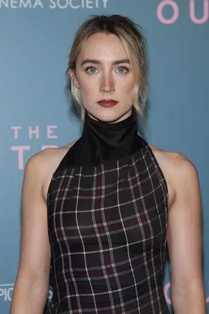 Saoirse Ronan / ronan.saoirse nude photo #0328