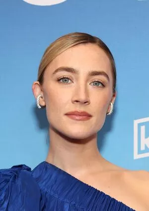 Saoirse Ronan / ronan.saoirse nude photo #0337