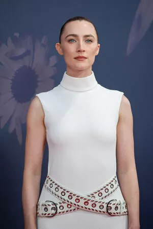 Saoirse Ronan / ronan.saoirse nude photo #0381