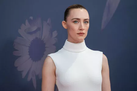 Saoirse Ronan / ronan.saoirse nude photo #0383
