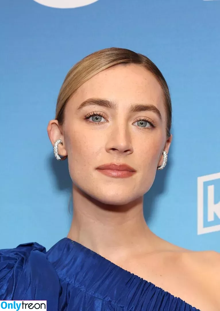 Saoirse Ronan nude photo #0337 (ronan.saoirse)