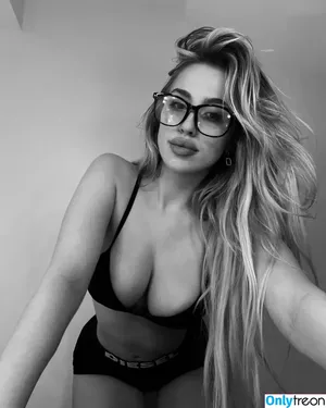 Sara Dodevska / dodevska_sara / iluvdodi / mischiidc nude photo #0069