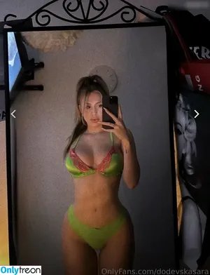 Sara Dodevska / dodevska_sara / iluvdodi / mischiidc nude photo #0109