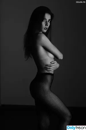 Sara Dokumaci / saradoku nude photo #0025