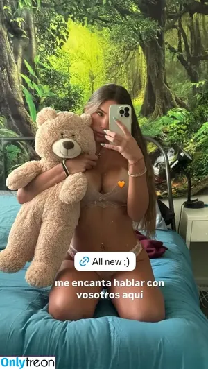 Sara Fernandez / imsarasoul nude photo #0011
