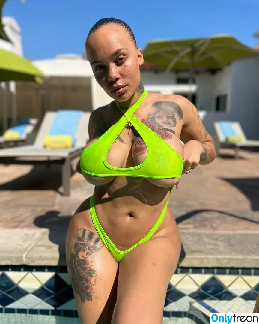 Sara Gold голая photo #0091 (iamSaragold / therealsaragold)
