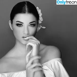 Sara Moratilla / Sara de Luz / SaraDeLuz / sara_mrtlla nude photo #0548