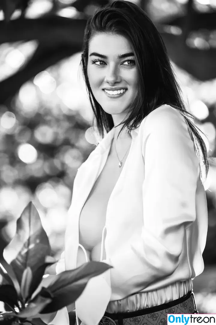Sara Moratilla голая photo #0279 (Sara de Luz / SaraDeLuz / sara_mrtlla)