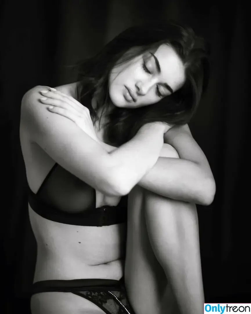 Sara Moratilla голая photo #0487 (Sara de Luz / SaraDeLuz / sara_mrtlla)