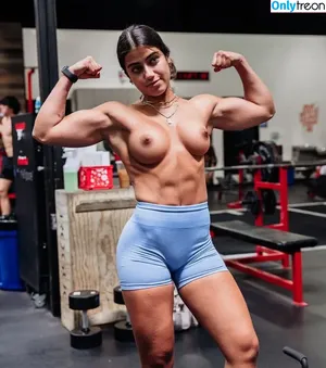 Sara Saffari Deepfake / sara_saffari / sarasaffari__ nude photo #0009