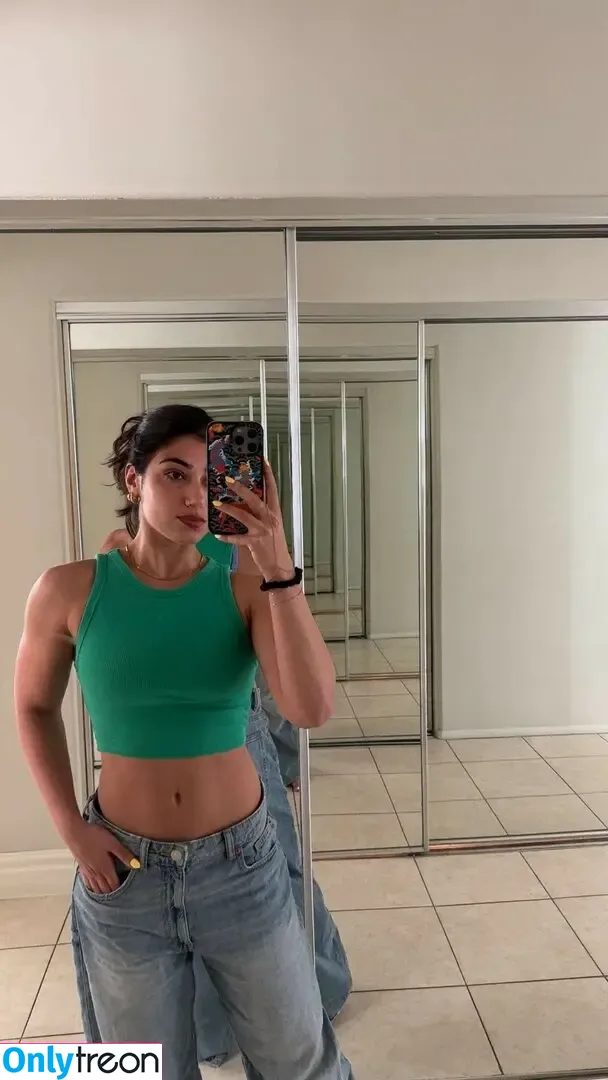 Sara Saffari nude photo #0777 (sarasaffari__)