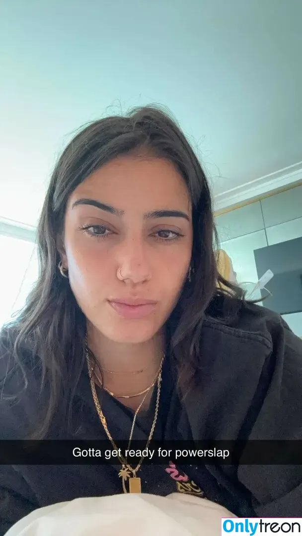 Sara Saffari nude photo #0800 (sarasaffari__)