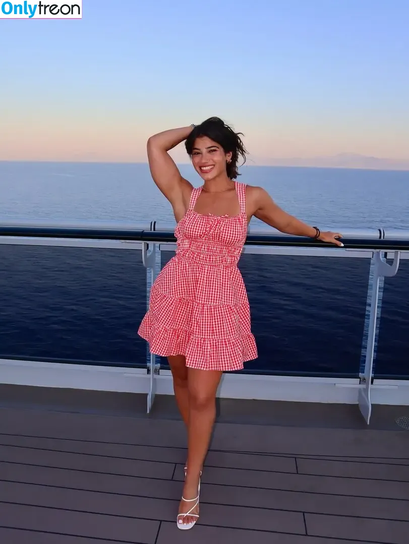 Sara Saffari nude photo #0924 (sara_saffari / sarasaffari__)