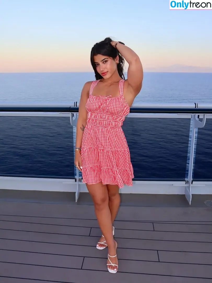 Sara Saffari nude photo #0925 (sara_saffari / sarasaffari__)