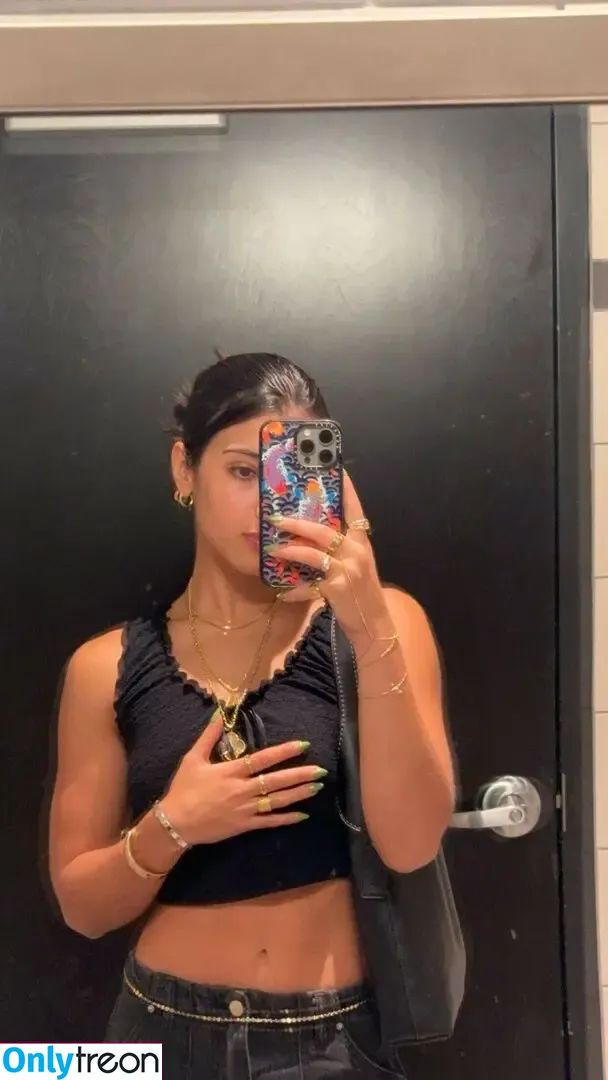 Sara Saffari nude photo #0944 (sara_saffari / sarasaffari__)