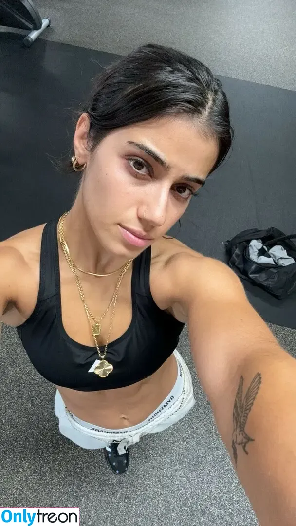 Sara Saffari голая photo #0956 (sara_saffari / sarasaffari__)