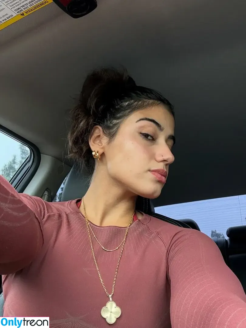 Sara Saffari nude photo #0957 (sara_saffari / sarasaffari__)