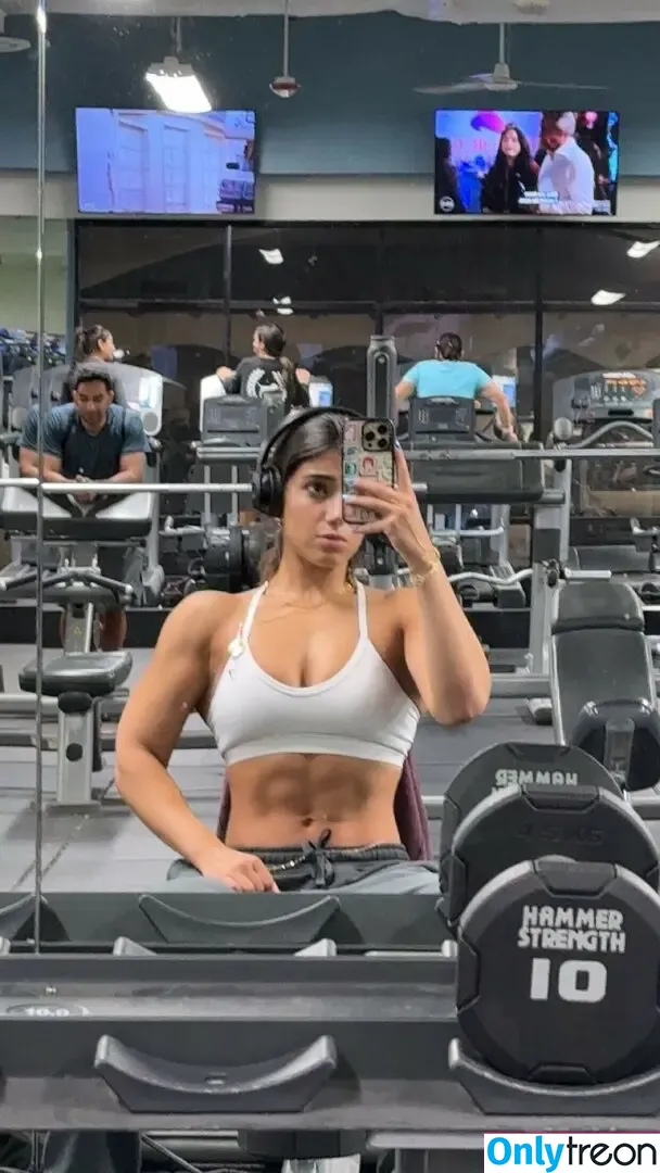 Sara Saffari nude photo #0987 (sara_saffari / sarasaffari__)