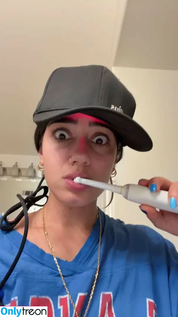 Sara Saffari nude photo #1007 (sara_saffari / sarasaffari__)