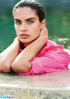 Sara Sampaio / SaraSampaio фото голая #0444