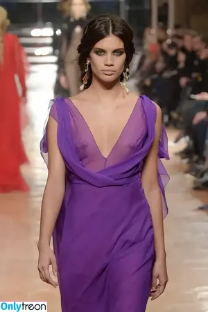 Sara Sampaio / SaraSampaio nude photo #0618