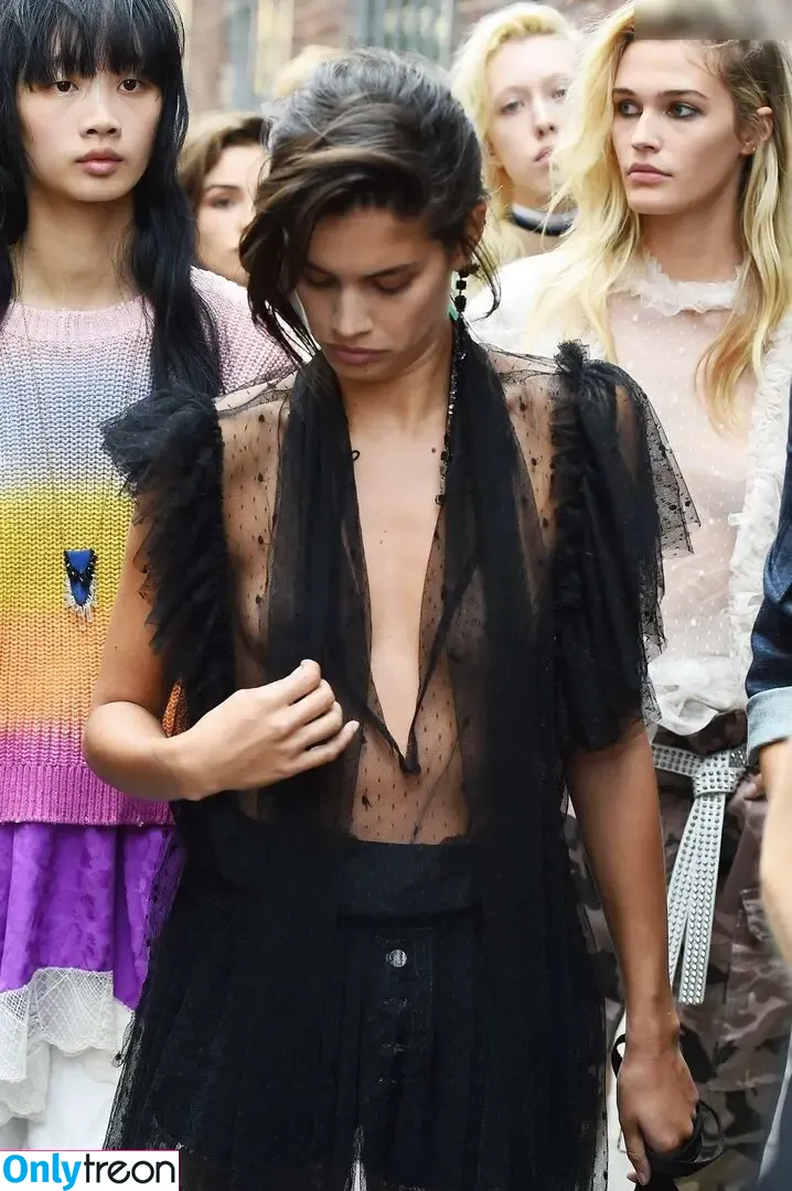 Sara Sampaio nude photo #0561 (SaraSampaio)