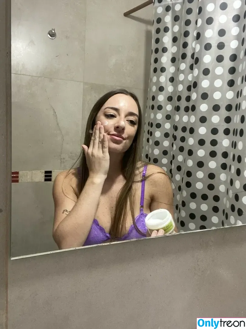 saracore nude photo #0123 (sara_core3)