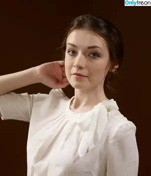 Sarah Bolger / sarahbolger фото голая #0020