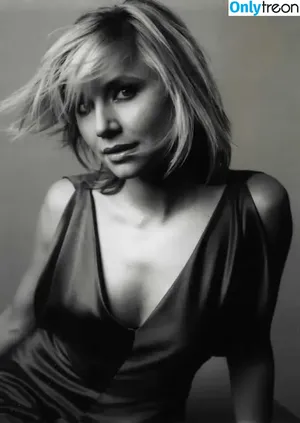 Sarah Chalke / sarahchalke nude photo #0019