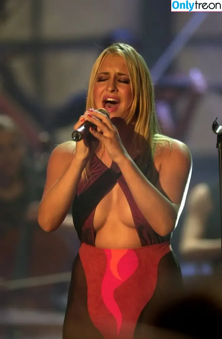 Sarah Connor голая photo #0649 (sarah.connor / sarahconnor / sarahconnorfc)