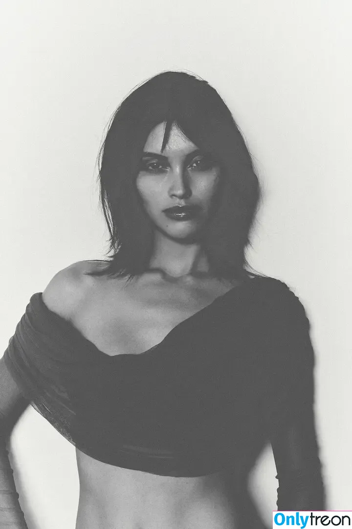 Sarah Ellen голая photo #0031 (sarahellen)
