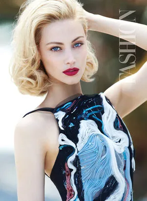 Sarah Gadon / sarahgadon фото голая #0026