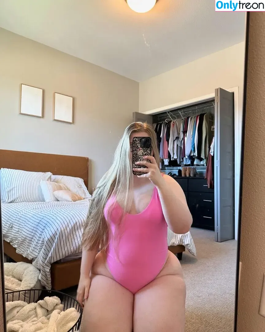 Sarah Hemmelman nude photo #0004 (blondebaddieliza / sarahhemmelman)