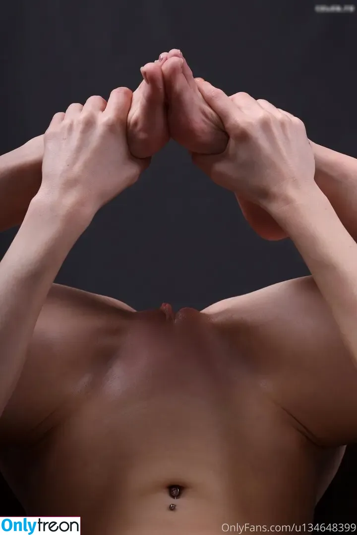 Sarah HH nude photo #0003 (Sarah HH)