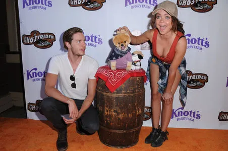 Sarah Hyland / Sarah_Hyland / sarahhyland фото голая #0011